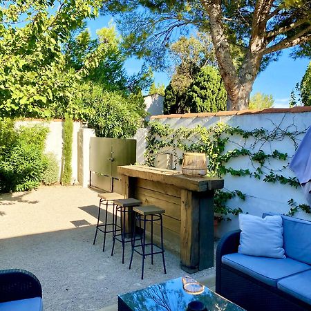Maisonnette Au Coeur Des Alpilles Mouries Eksteriør bilde
